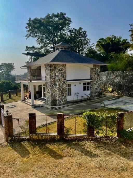 Lazy Fox Hideout - Panoramic View Cottage Dehradun Zewnętrze zdjęcie